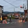 事件現場を封鎖する警察